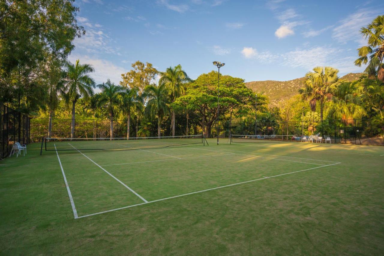 Amaroo On Mandalay, Magnetic Island Hotel Nelly Bay Exterior photo